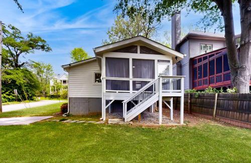 Loring Heights House | Hello Sunshine