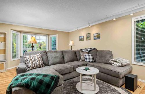 Hillsboro House | Hemenway Fields