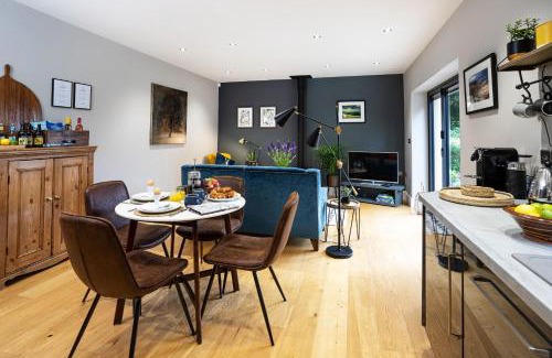 Dolphinholme House | Hen Harrier Lodge
