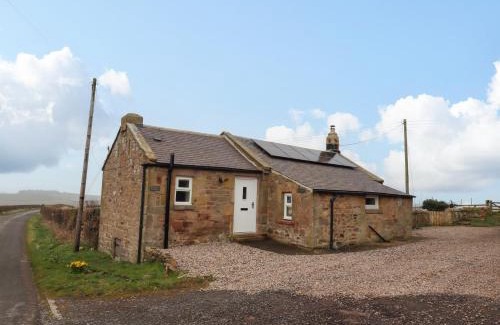 Chathill House | Henhill Lodge
