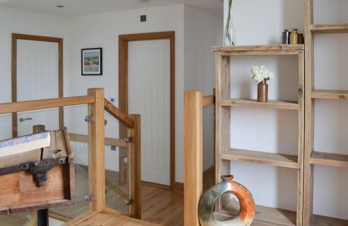 Icklesham House | Henry-Oscar House
