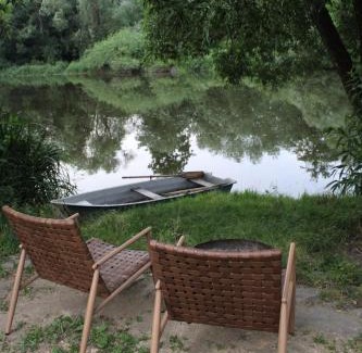 Horka II House | Heptagon house on the banks of the Sázava