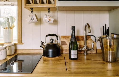 Redmile Cottage | Herbie's Shepherds Hut at Shepherds Lodge