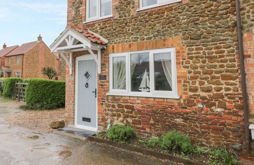 Snettisham Cottage | Herbies Cottage