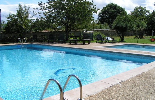 Duil-sur-le-Mignon House | Hercules Les Constellations for up to 7 people and a baby