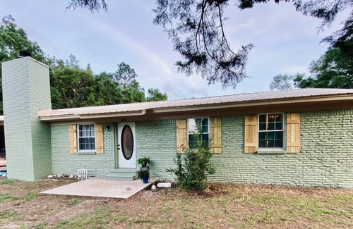 Milton House | Here Comes The Sun