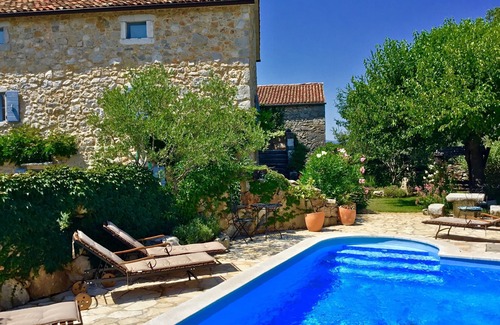 Malinska-Dubasnica Villa | HERITAGE VILLA DEA RUSTICA