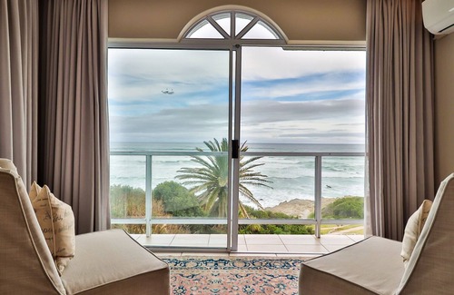 Voelklip Hotel | Hermanus Beachfront Lodge