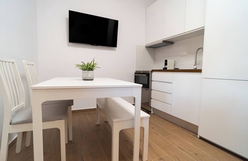 Larissa Apartment | Hermes-Modern comfort in Larissa