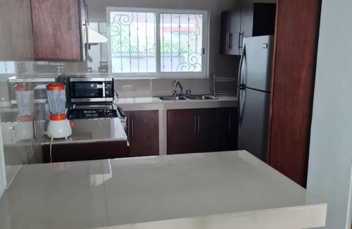 Guadalajara House | Hermosa casa ubicada en zona centro, andares y estadio