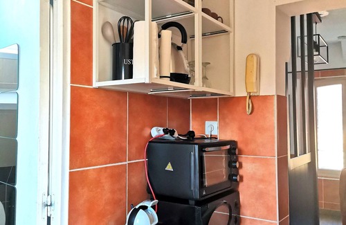 Villeneuve-le-Roi Apartment | Hestia Conciergerie, Charming Studio ALL INCLUSIVE