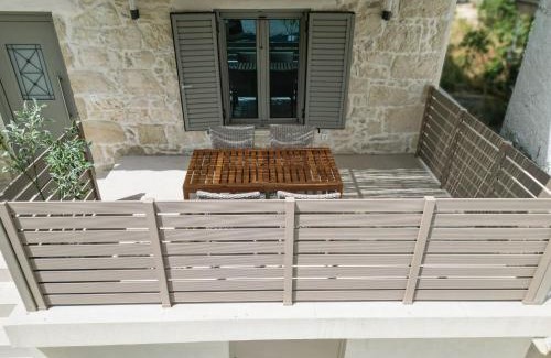 Georgioupolis Apartment | HESTIA frontyard Georgioupolis