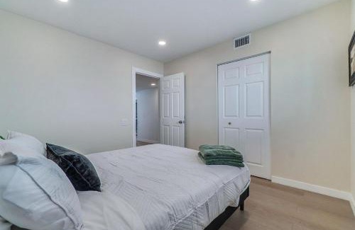 Mission Viejo House | Hey I Am Adriana On The Block Pool BBQ