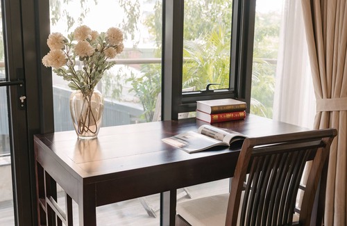 Quang An Apartment | Hi-end 3-bedroom apartment with Lakeview, AC, fitness room in Hanoi