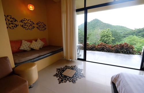 Suan Phueng Hotel | Hi - Scene Resort