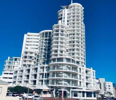 Strand Apartment | Hibernian 10.02