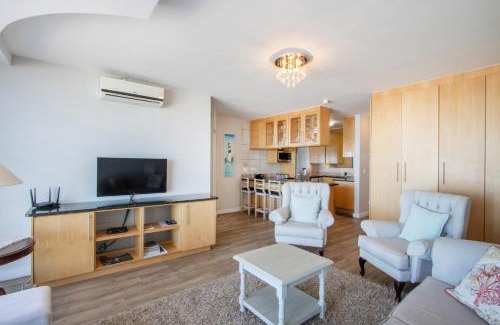 Strand Apartment | Hibernian Towers 309 Strand - Luxury Self Catering