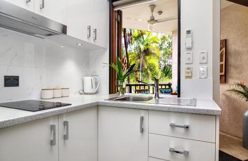 Port Douglas Apartment | Hibiscus Resort 10 ~ Fabulous location