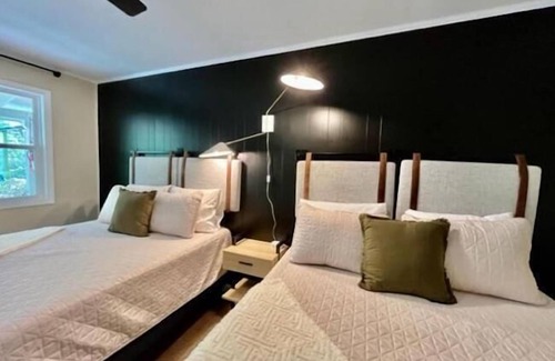 Chimney Rock Hotel | Hickory Falls Inn