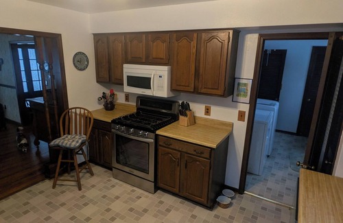 Lexington House | Hidden 4-bedroom Lakeview house in Lexington's Birchwood Nbrhd. <1m to Downtown.