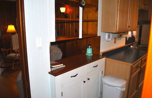 Washburn House | Hidden Cove Washburn Lake Home. Sleeps 6.