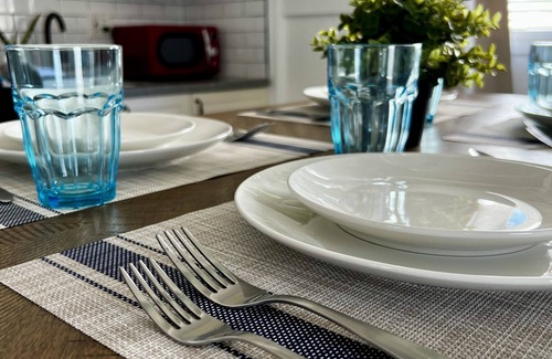 National City House | Hidden Cozy bungalow close to DT, beaches, & base/pet-friendly/