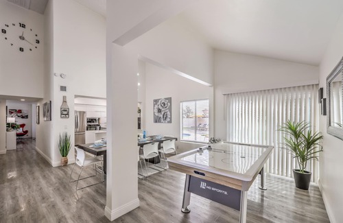 Spring Valley House | Hidden Gem in the Desert -Gym/Pool/Spa/Games-4BR