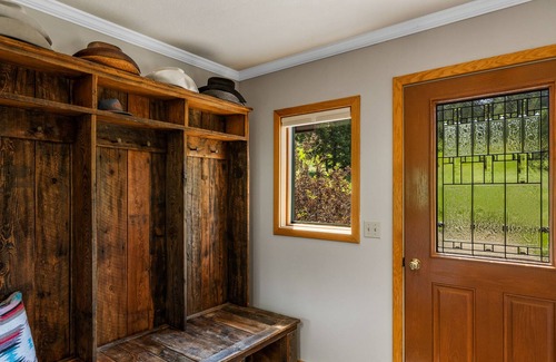 Bozeman House | Hidden Hollow- Sweet home with incredible views and a hot tub!