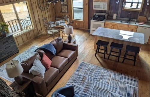 Abbeville Cabin | Hidden Oaks Lavish Cabin #2