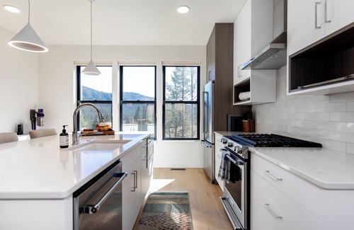 Bozeman Condo | Hideaway at Bridger Bowl