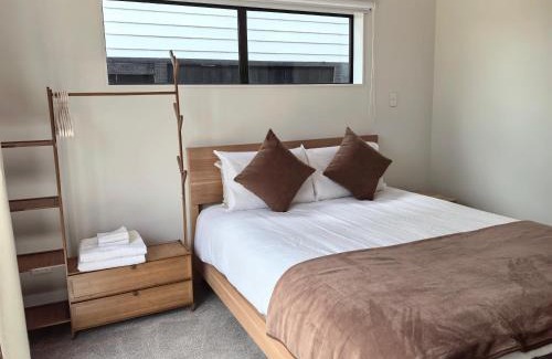Waikato House | Hideaway in Green Hill Park