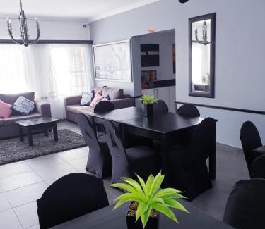 Ekurhuleni Bed & Breakfast | Hiflyerz Guest House