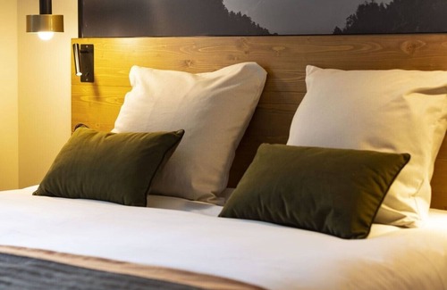 Les Menuires Hotel | Higalik Hotel