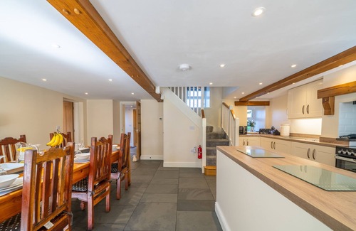 Penny Bridge House | High Brow Edge Farm House - Large house with a log-burner. Dog-friendly