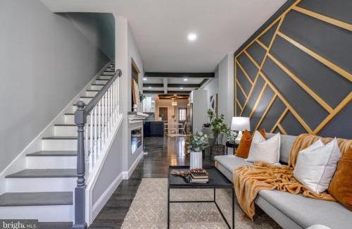 Downtown Baltimore Apartment | High level Where Sophistication meets Elegance
