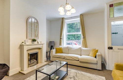 High Peak House | High Peak Place