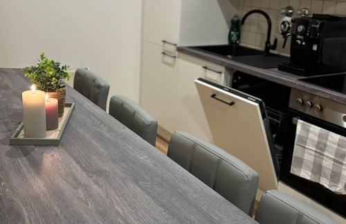 Plauen Apartment | High quality apartment, 93sqm, 2 bedrooms, 5 persons, fully equipped.