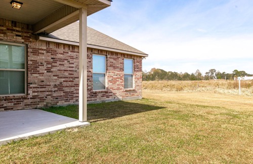 Youngsville House | High quality luxury home with many kitchen and room amenities