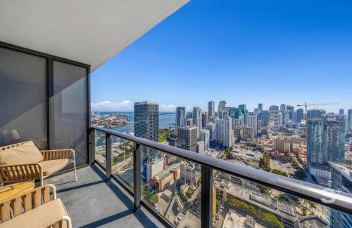 Downtown Miami Apartment | High-Rise Studio in DTW - City Views & Gym