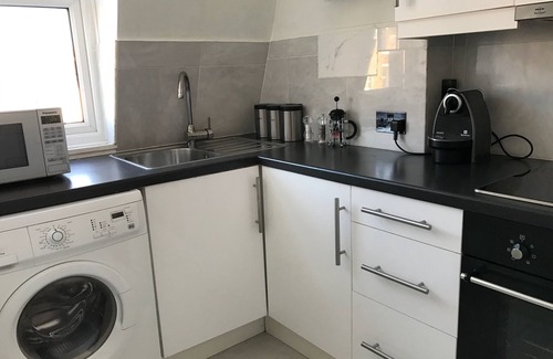 Royal Borough of Kensington and Chelsea Apartment | High Street Kensington Rooftop Apartment
