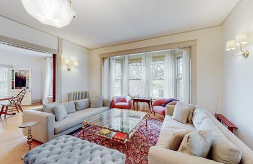 Wiscasset House | High Street Stunner