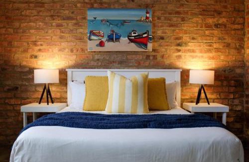 L'Agulhas Apartment | High Tide 12 sleeper