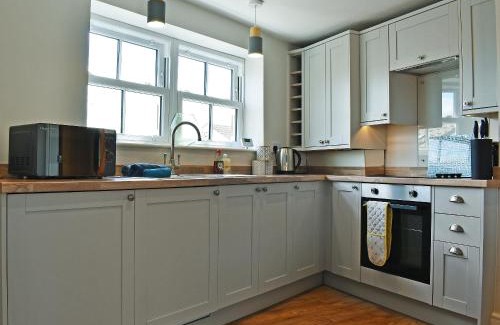 Muston Apartment | High Tide - Uk50361