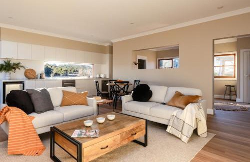 Eurunderee Villa | Highgrove Studio - in the Vineyards