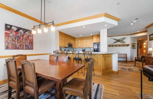 Highlands Townhomes Condo | Highlands Westview 209