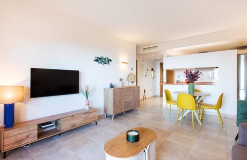 Benalmadena Apartment | Higueron Hills 5* Beach Club