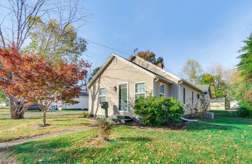 Robinson House | Hike, Boat and Fish Dog-Friendly Robinson Home