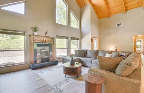 North Fork House | Hike, Boat and More Home with Hot Tub in North Fork!
