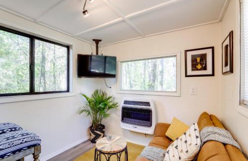 Lithonia House | Hike On-Site Georgia Tiny Home on Farm Retreat