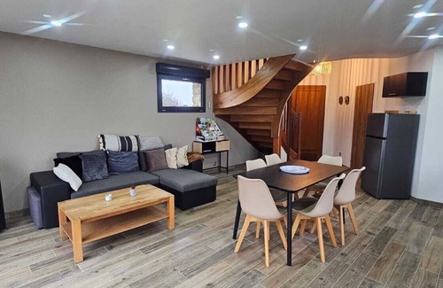 Signy-lAbbaye House | Hiking break